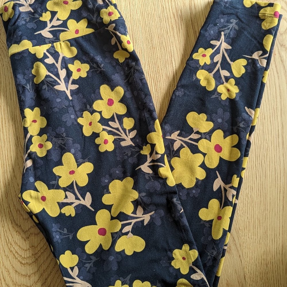 Lularoe Leggings - Picture 4 of 4
